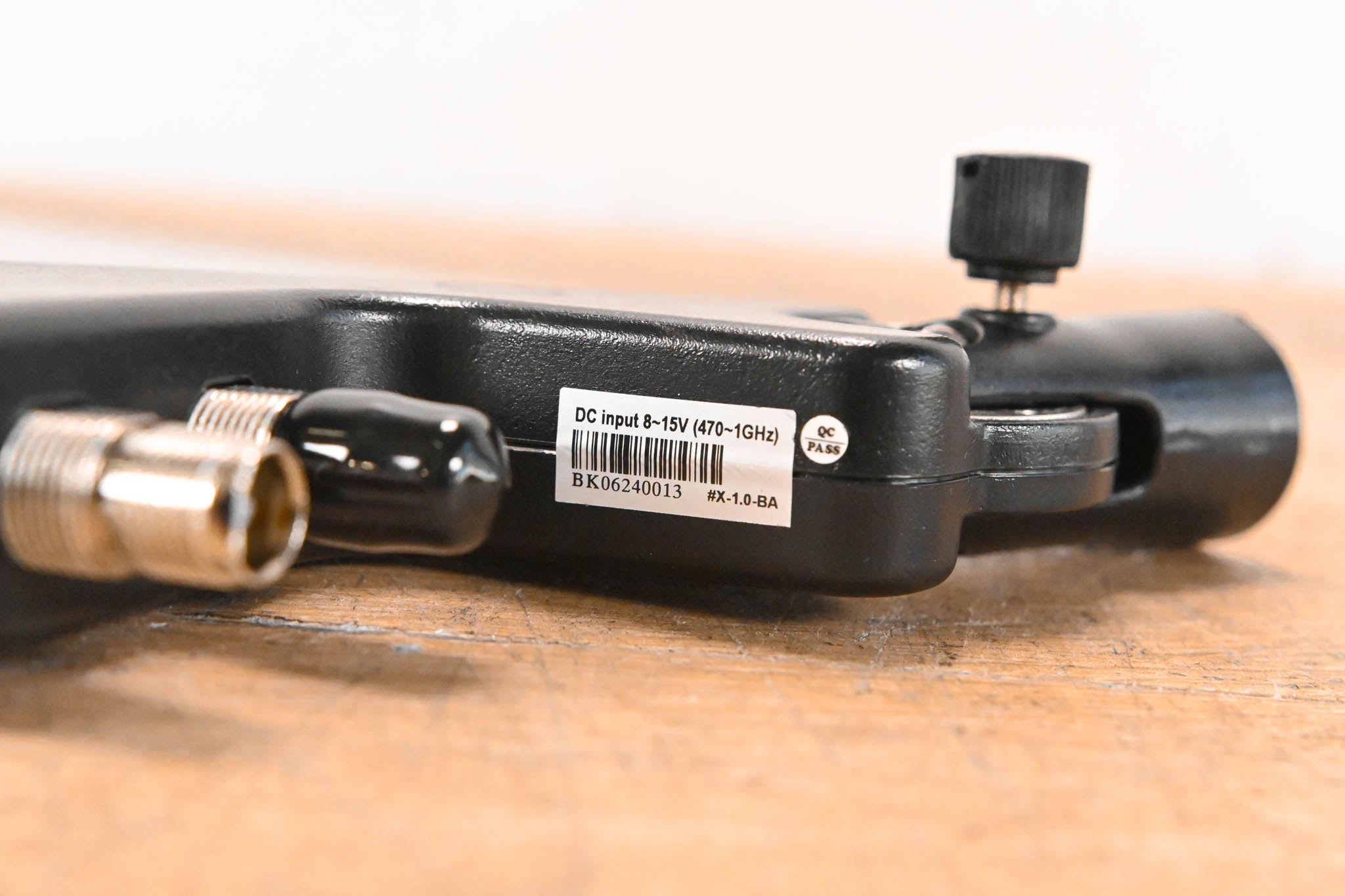 Mipro AT-90W UHF Wideband Multi-function Directional Log Antenna