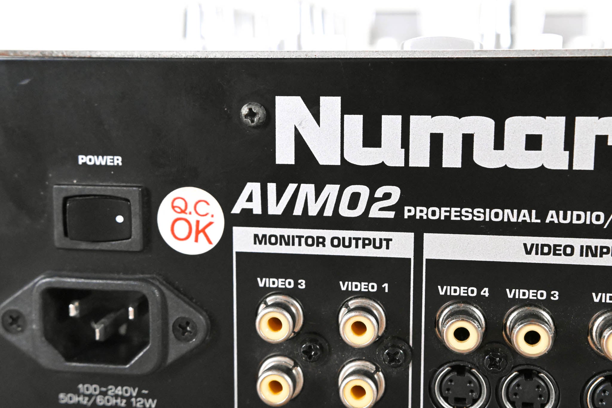 Numark AVM02 Professional Audio/Video Mixer