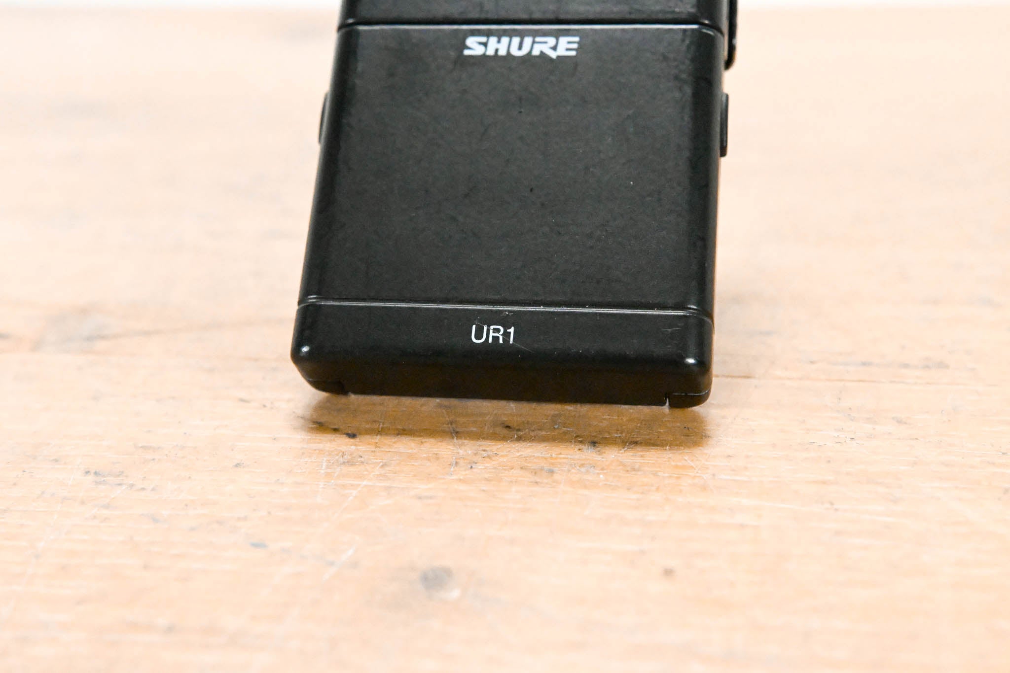 Shure UR1 Wireless Bodypack Transmitter - H4 Band: 518-578 MHz