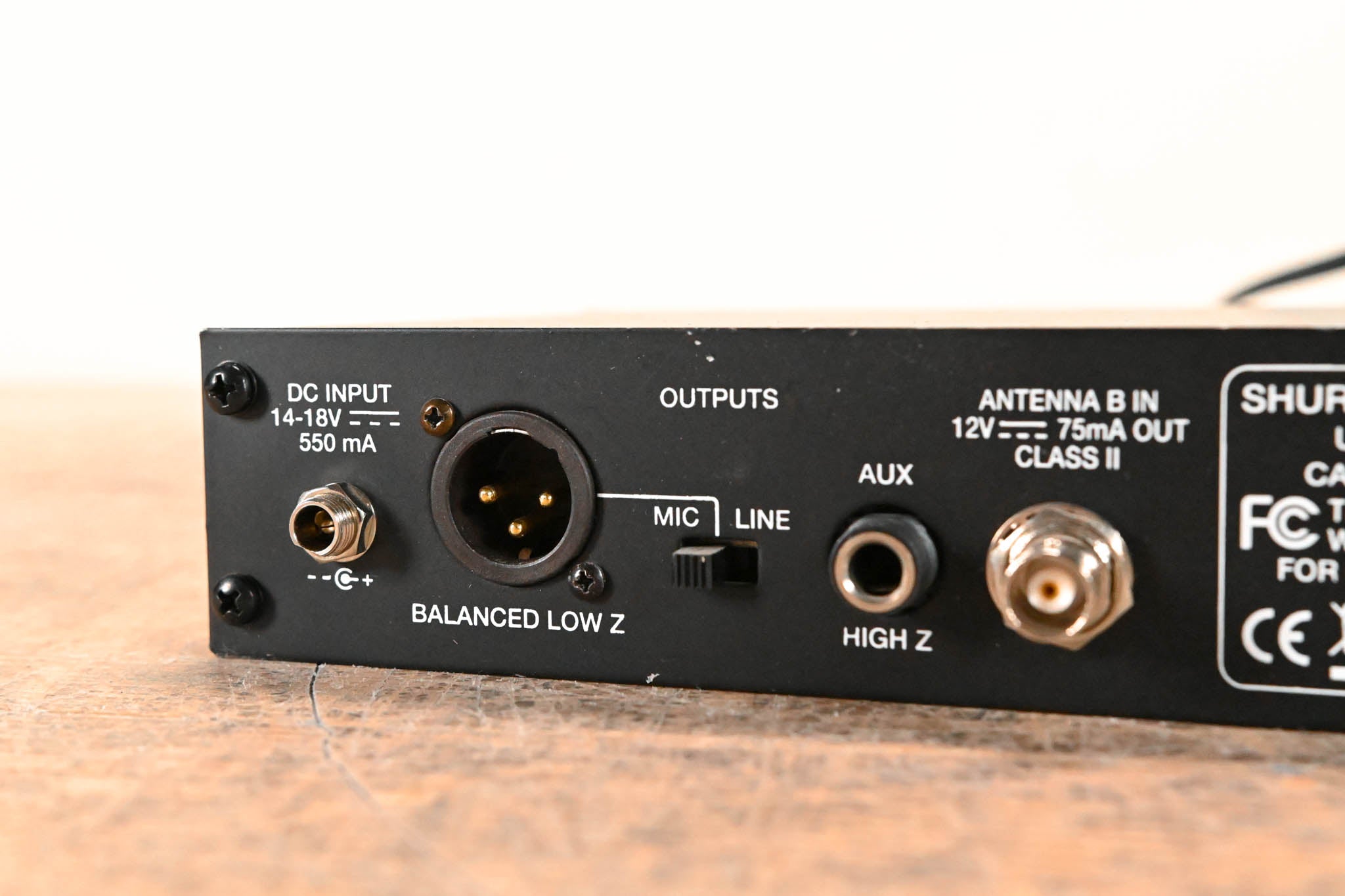 Shure ULXP14 Bodypack Wireless System - J1 Band: 554-590 MHz
