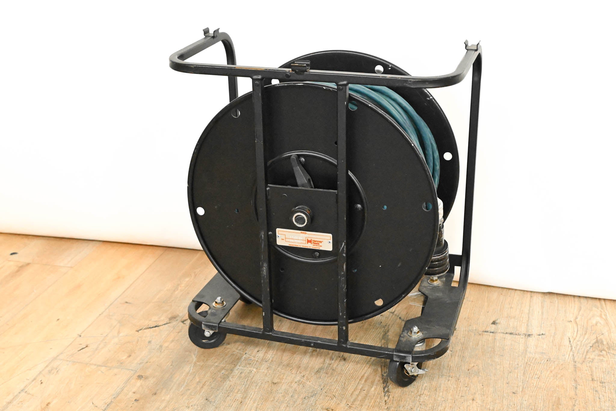 Whirlwind 12x4 Reel Snake with W5IRP Connector - 200ft