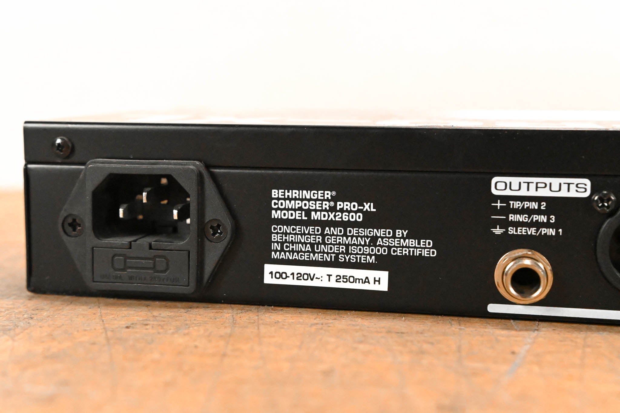 Behringer Composer Pro-XL MDX2600 Audio Interactive Dynamics Processor