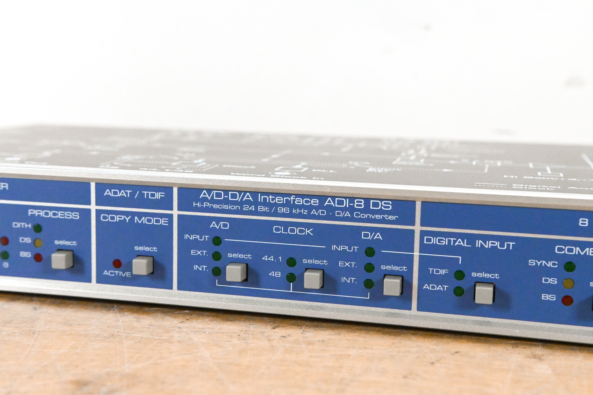 RME ADI-8 DS 8-Channel 96kHz AD/DA Converter