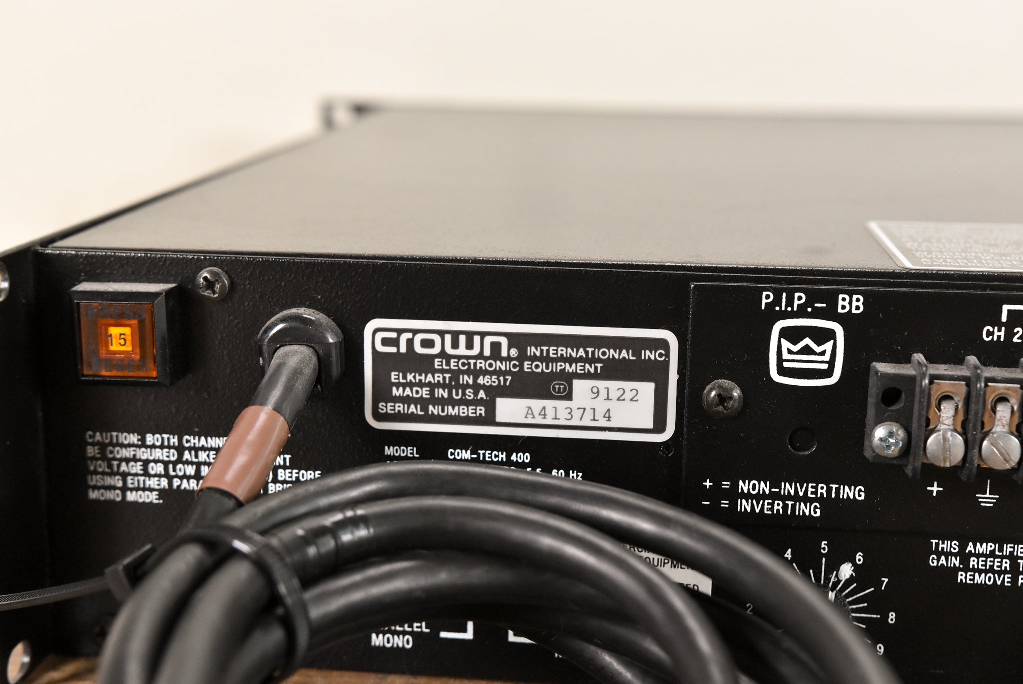 Crown Com-Tech 400 Two-Channel Power Amplifier