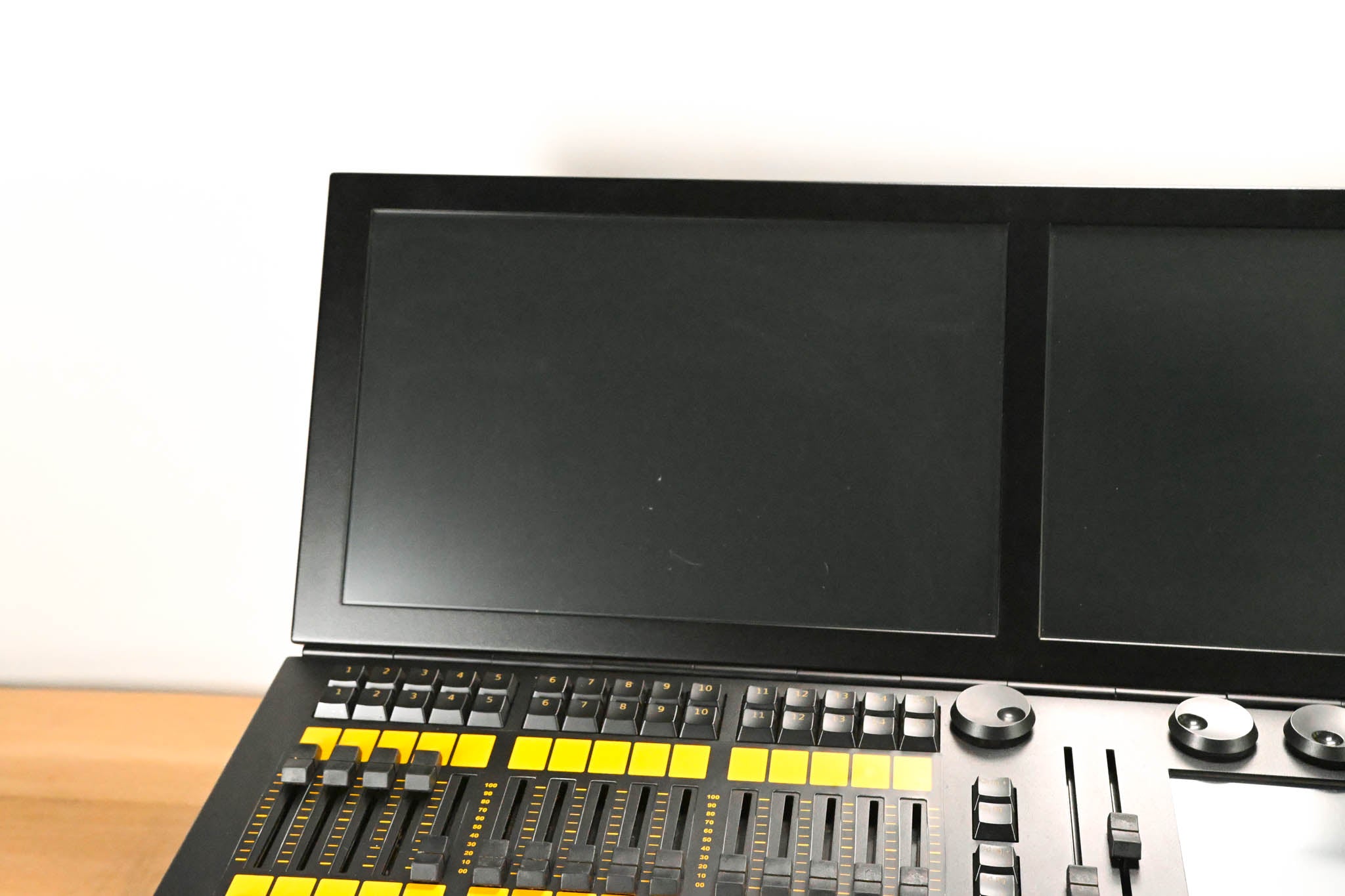 MA Lighting GrandMA2 Light Lighting Console