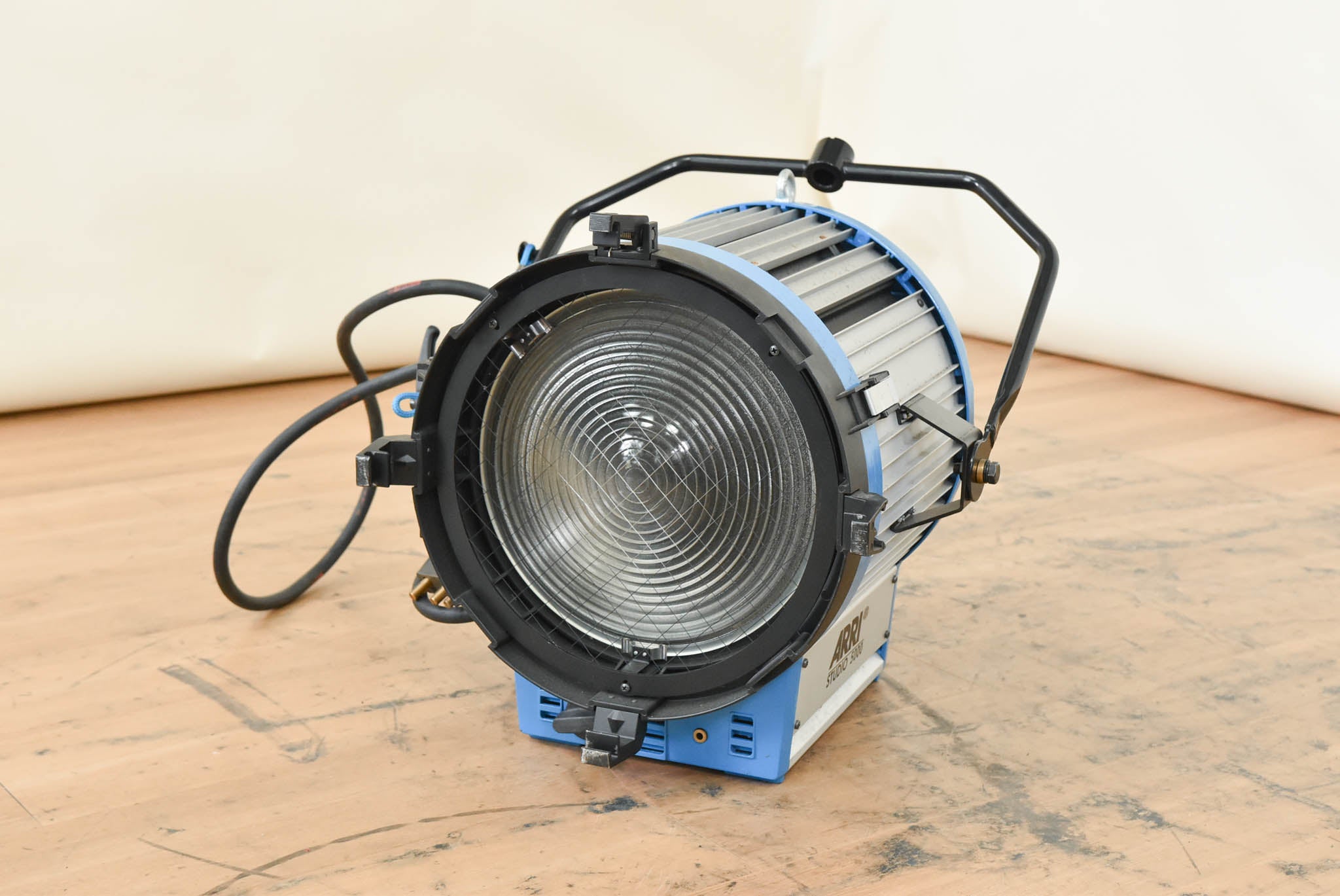 ARRI Studio 5000 Tungsten Fresnel Spotlight