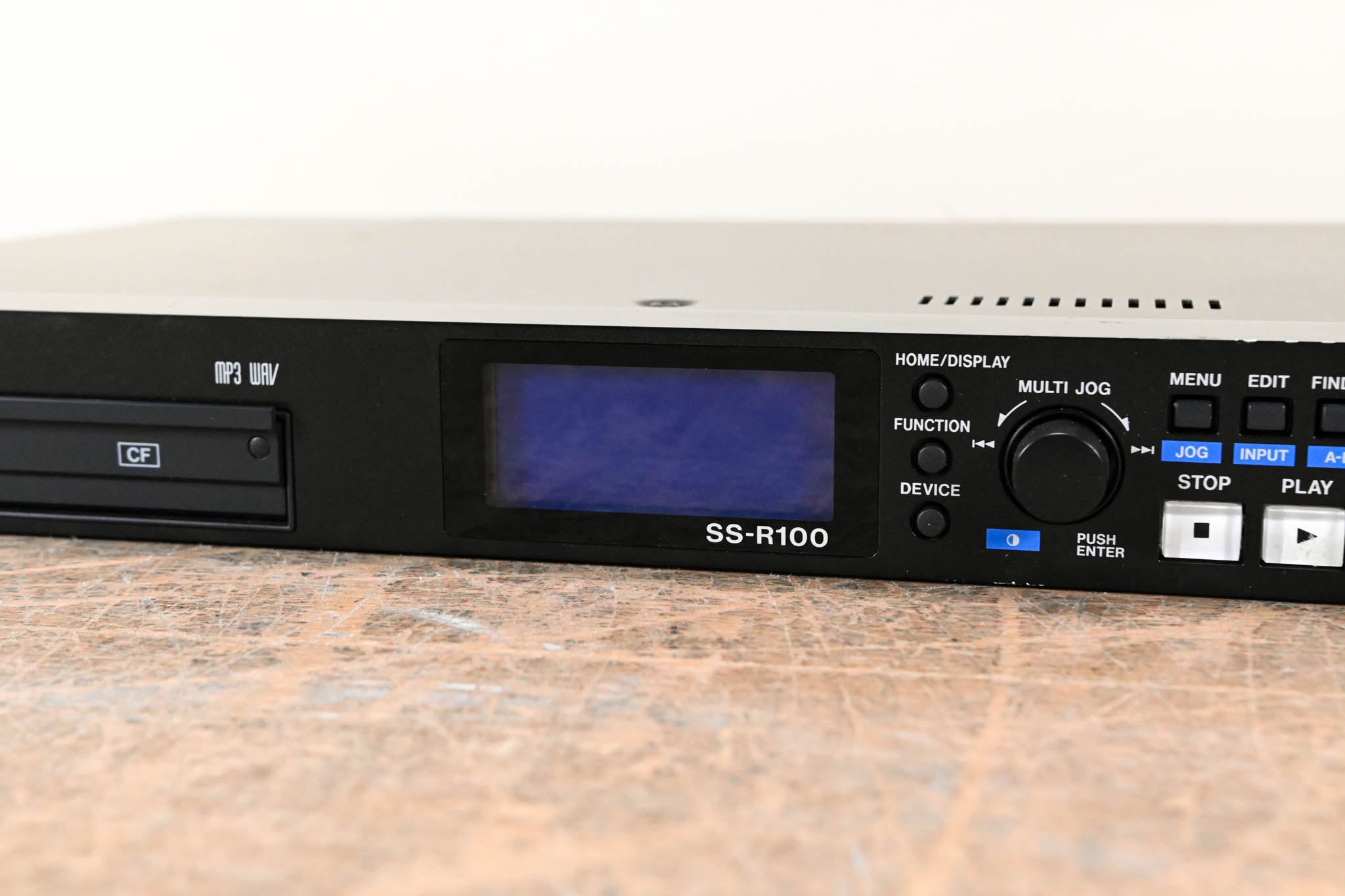 TASCAM SS-R100 Solid State Digital Digital Audio Recorder