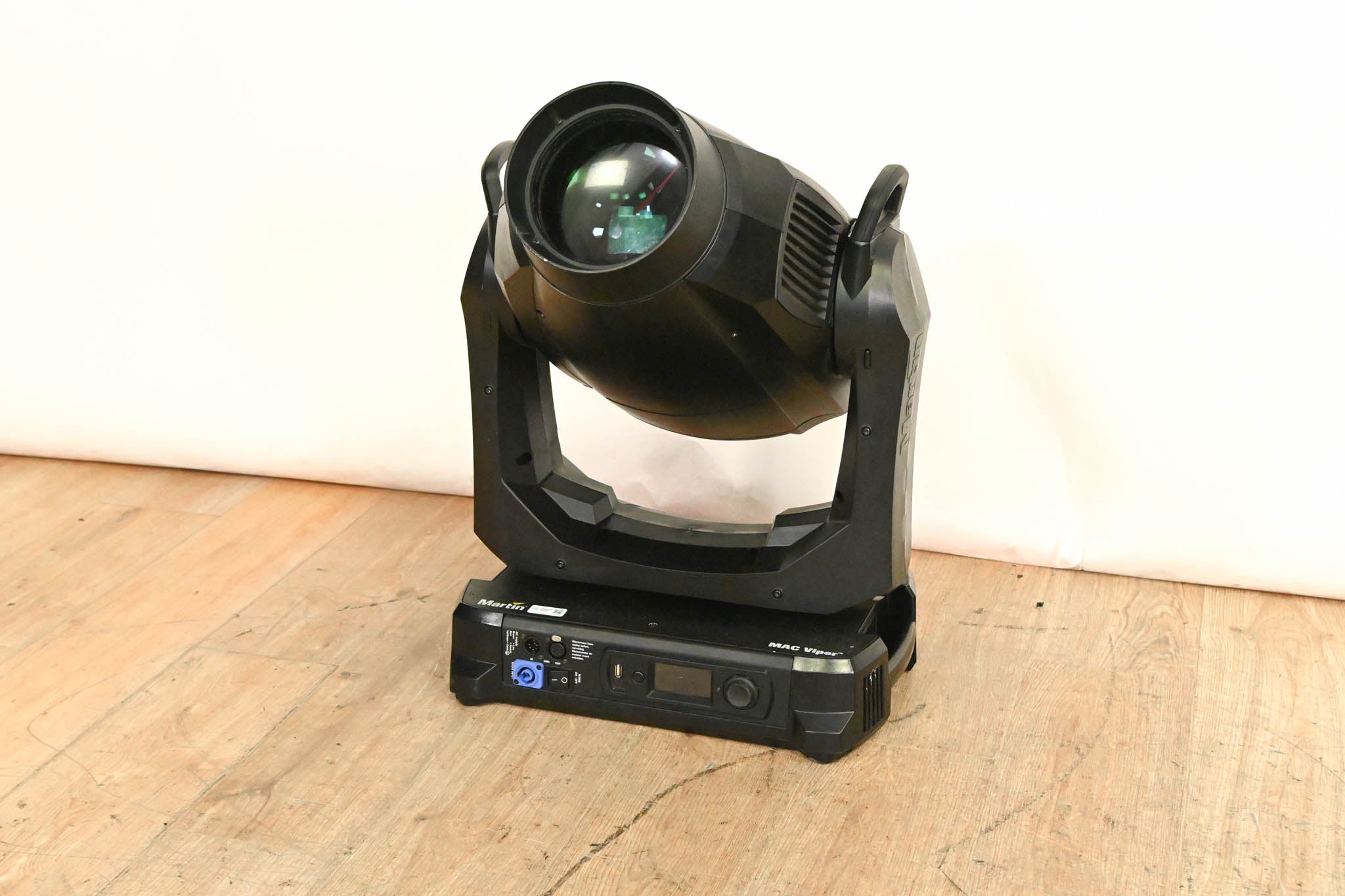 Martin MAC Viper Profile High Output Discharge-Based Moving Light