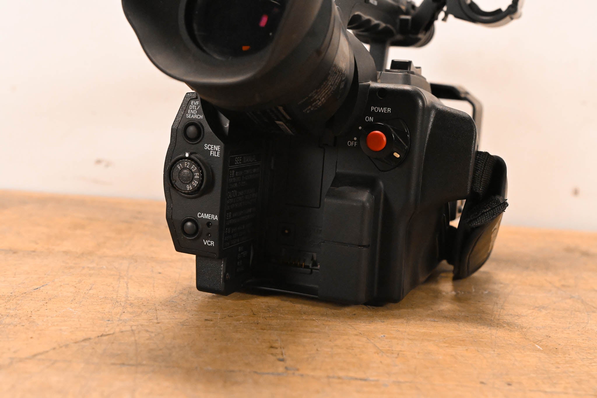 Panasonic AG-DVX100B 3-CCD Mini-DV Cinema Video Camcorder