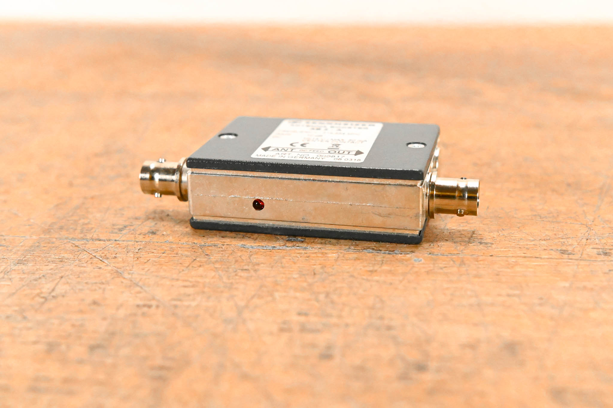 Sennheiser AB2-A Antenna Booster - A Range: 518-554 MHz