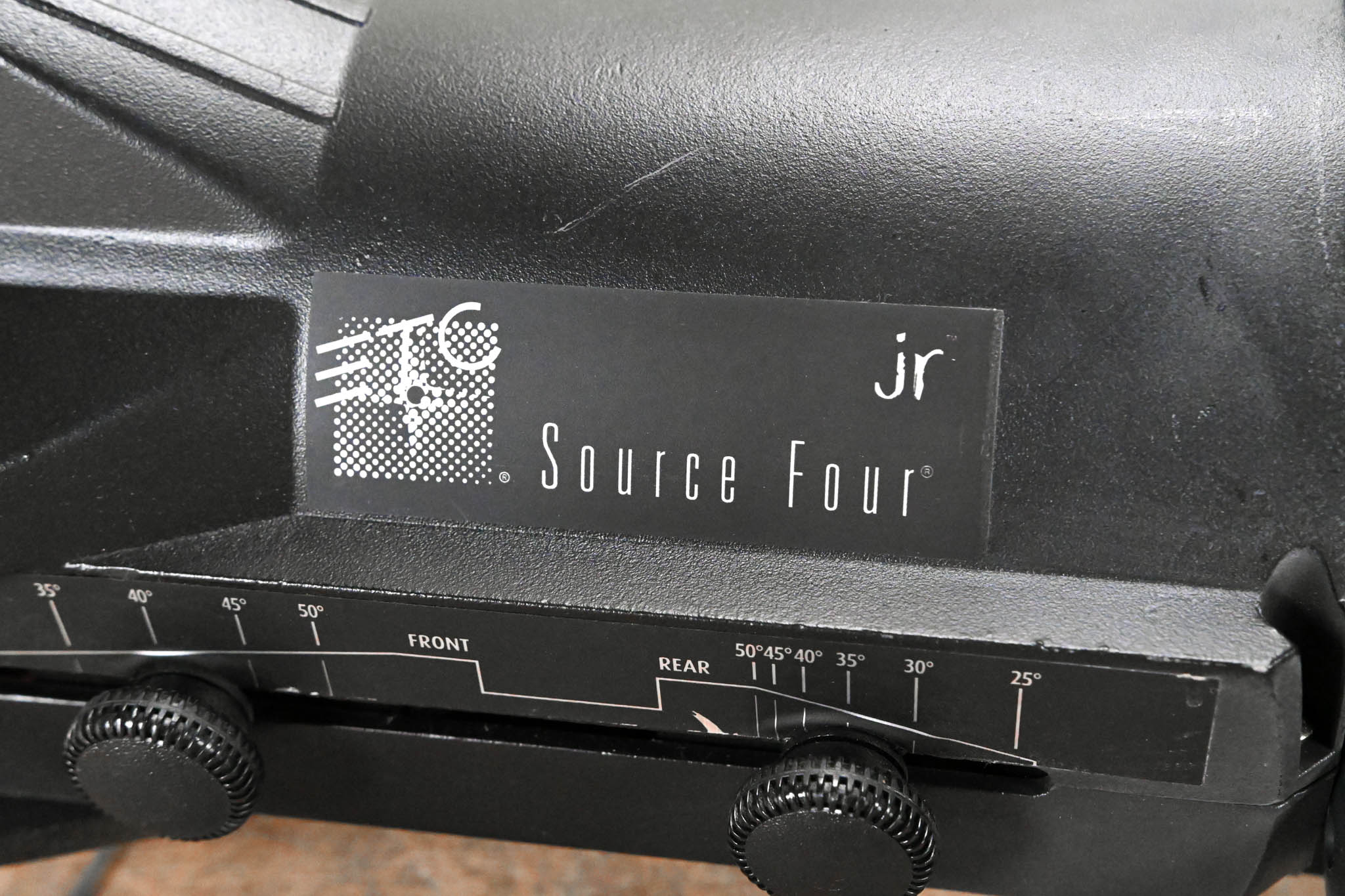 ETC Source Four Jr 25-50 Degree Zoom 575 Ellipsoidal Light