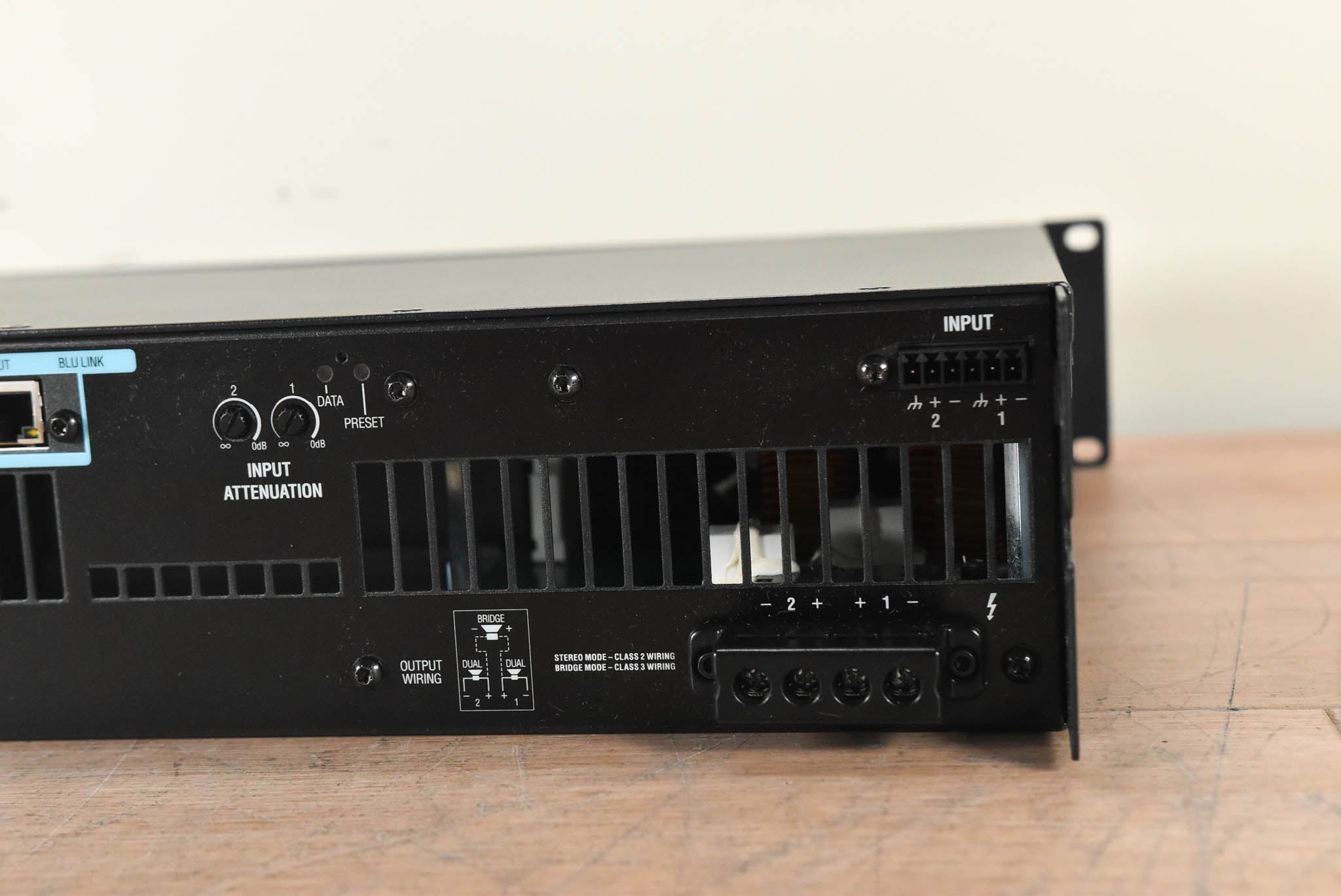 Crown DCi 2|600N DriveCore Install 2-Channel Power Amplifier