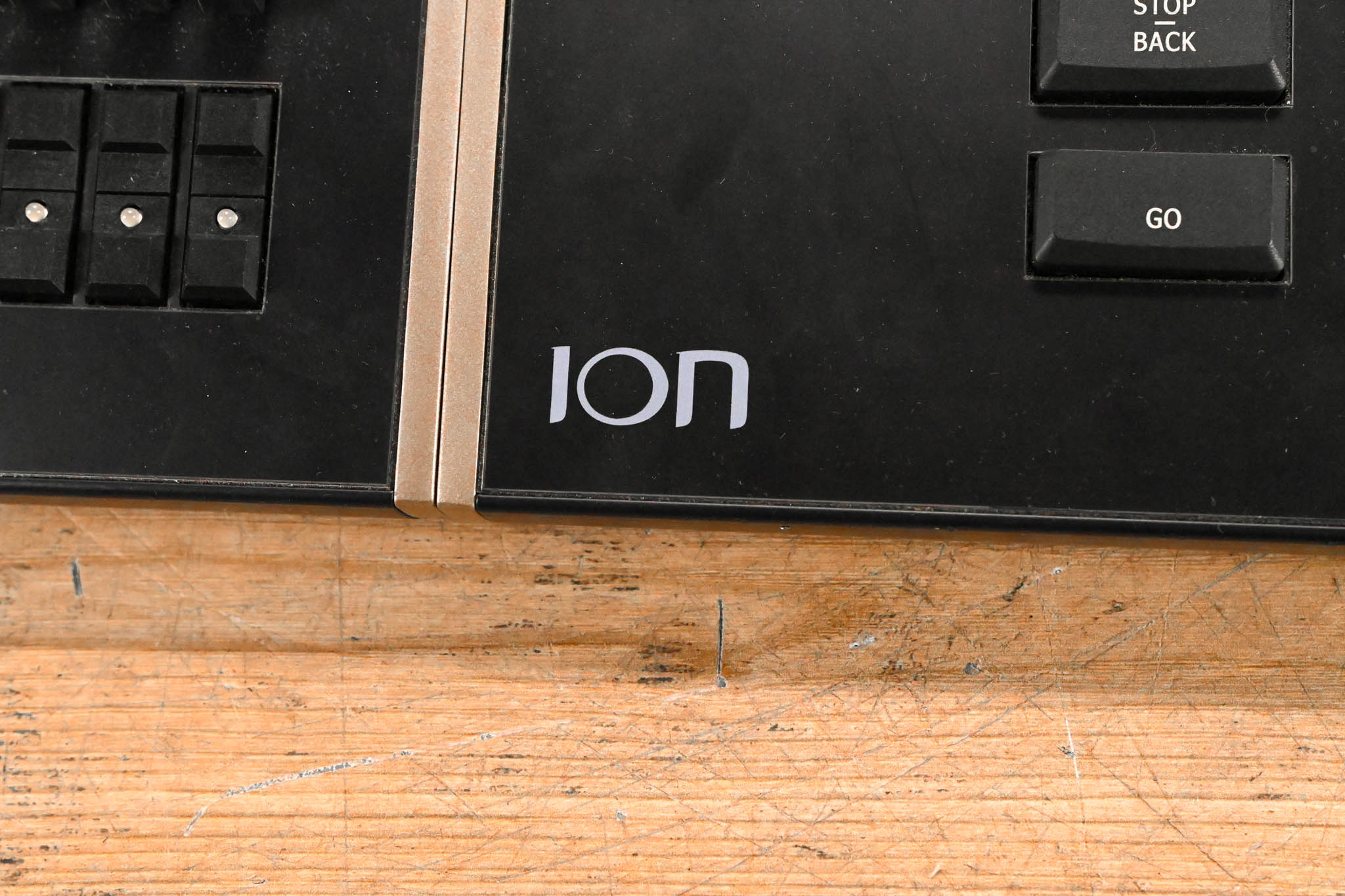 ETC ION 1000 Lighting Console with ETC 2x10 Universal Fader Wing