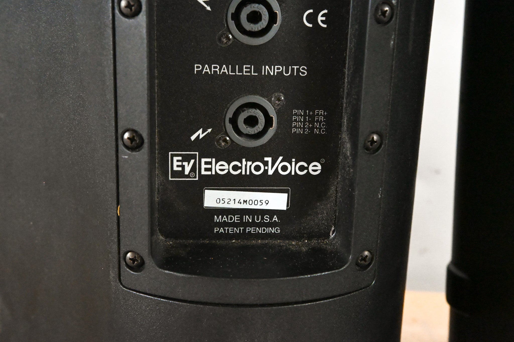 Electro-Voice (EV) ZX1-90 8-inch Two-Way Passive Loudspeaker (PAIR)