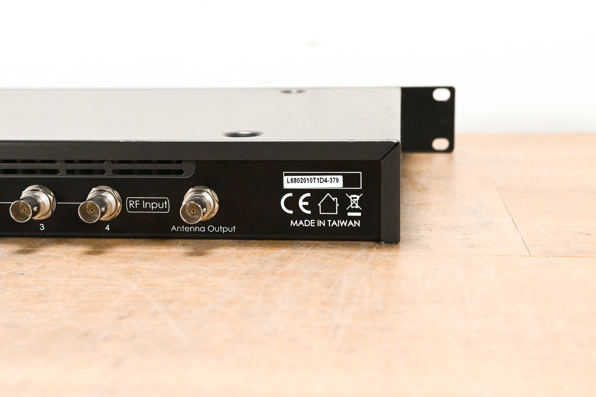 RF Venue COMBINE4 4-Channel UHF IEM Transmitter Antenna Combiner