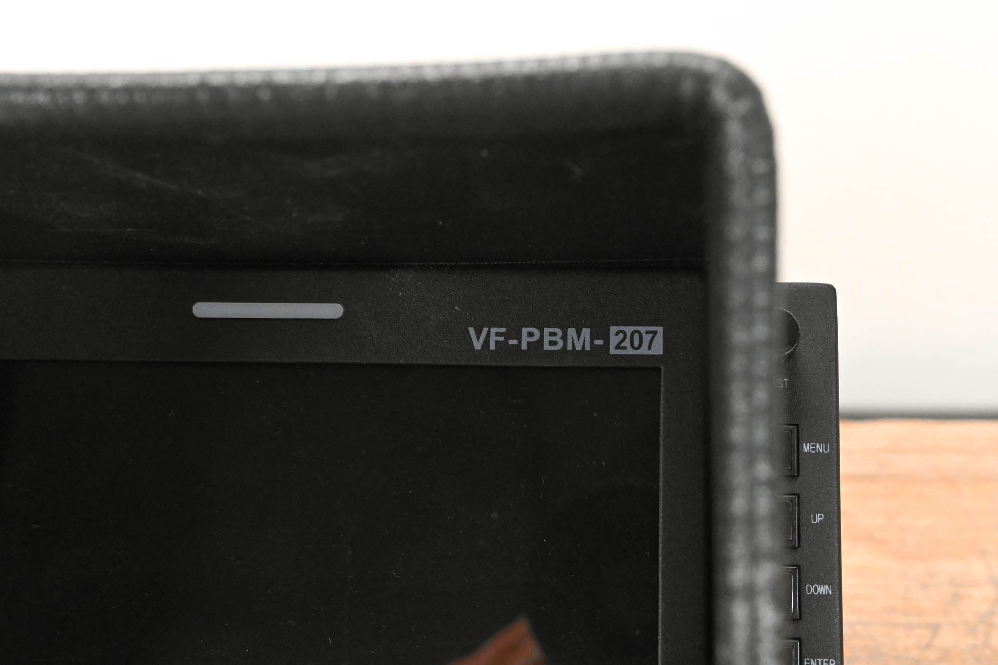 Plura VF-PBM-207 7" LCD On-Camera Color Viewfinder