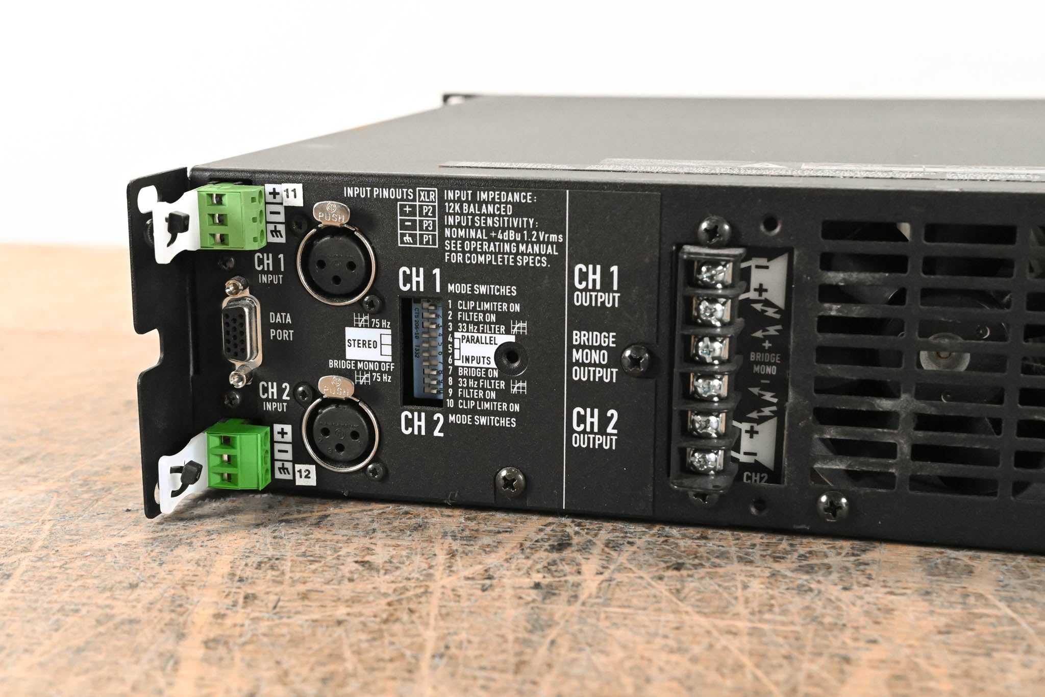 QSC CX302 2-Channel Power Amplifier