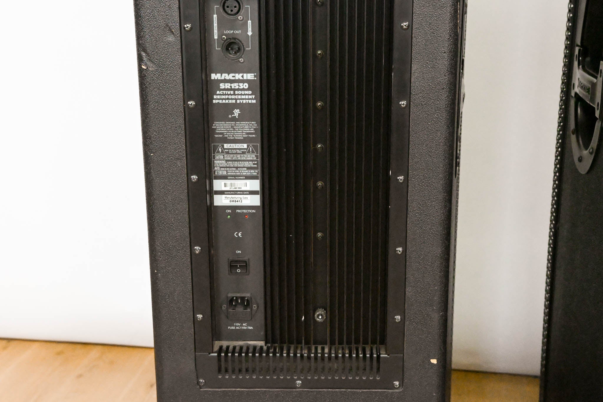 Mackie SR1530 Active 3-Way Sound Reinforcement Speaker (PAIR)