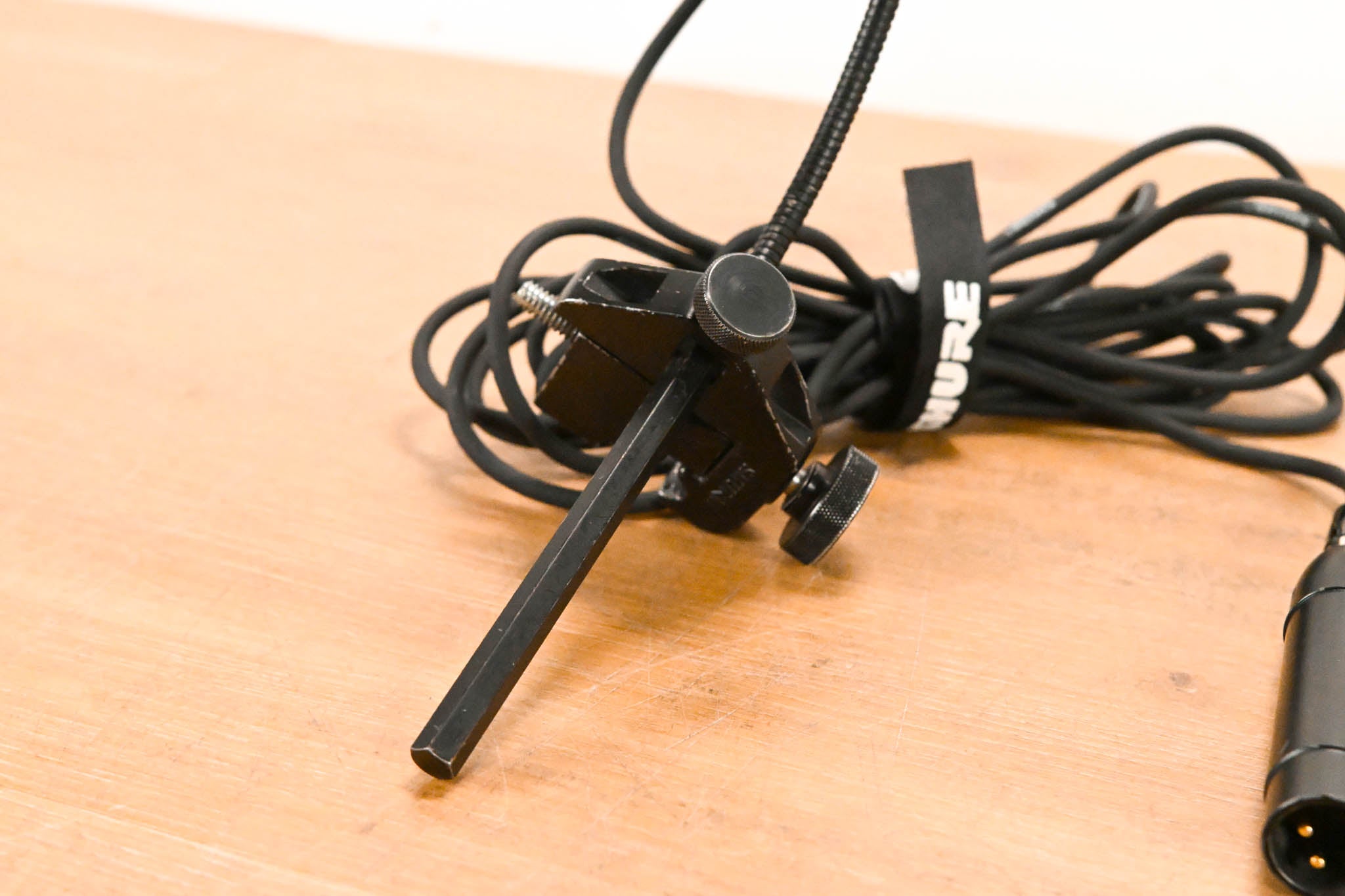 Shure 98AD/C Cardioid Condenser Clip-on Gooseneck Drum Microphone