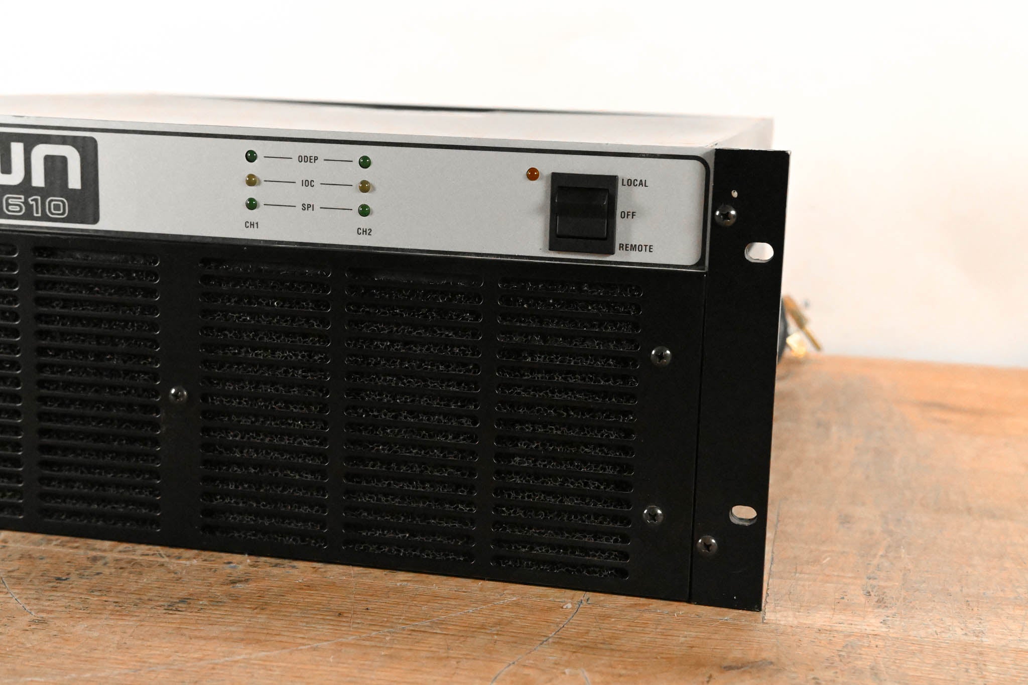 Crown Com-Tech 1610 2-Channel Power Amplifier