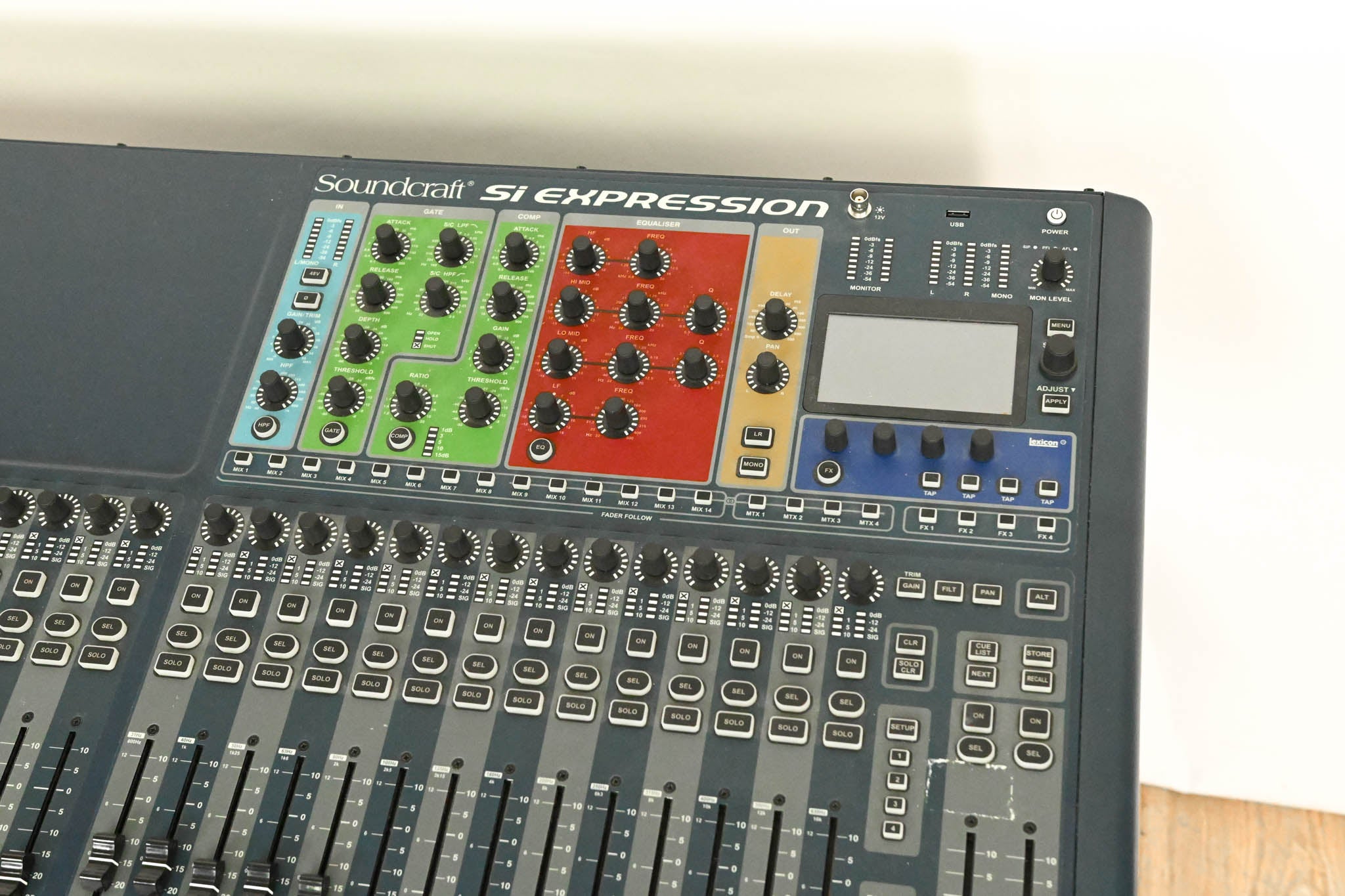 Soundcraft Si Expression 3 32-Channel Digital Mixer