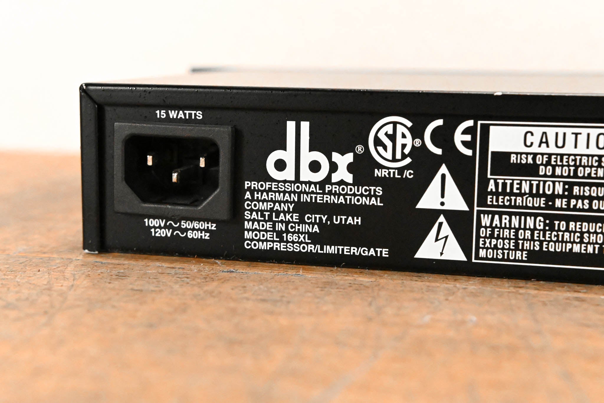 dbx 166XL 2-Channel Compressor/Limiter/Gate