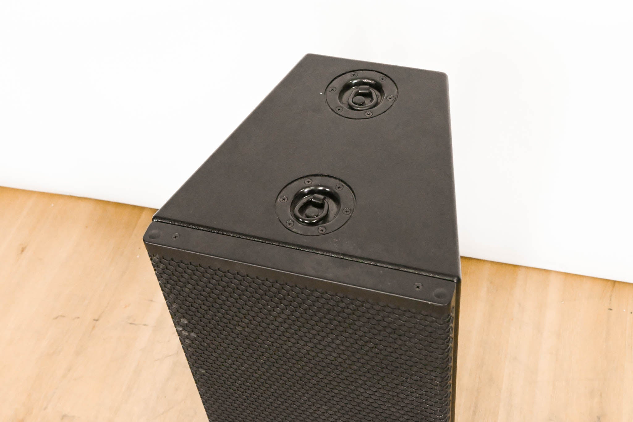 Meyer Sound UPA-2P Compact Narrow Coverage Loudspeaker