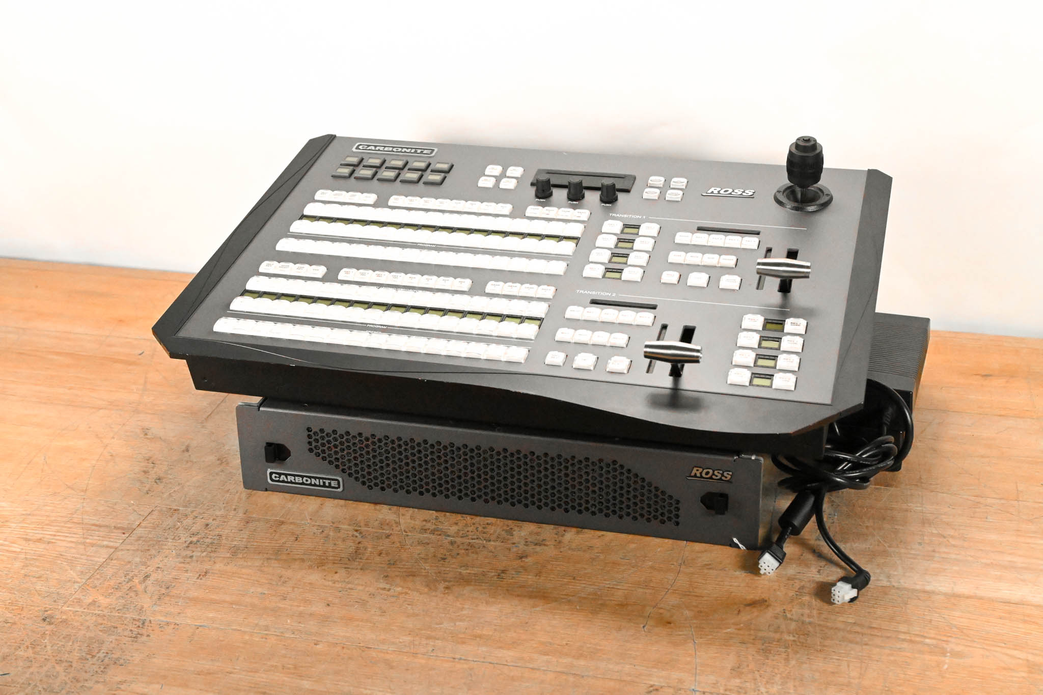 Ross Carbonite MultiMedia Frame 1 M/E Video Switcher w/Carbonite 2 Panel
