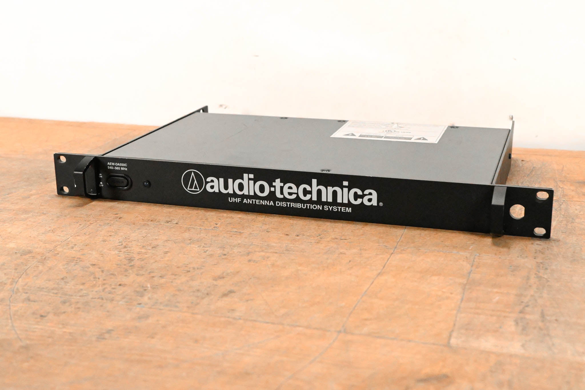Audio-Technica AEW-DA550C UHF Antenna Distribution System