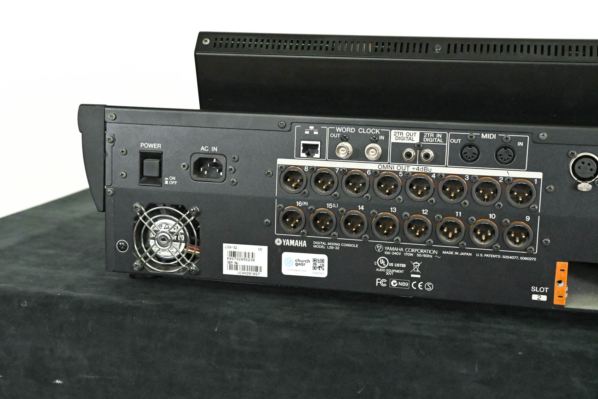 Yamaha LS9-32 32-Input Digital Mixing Console