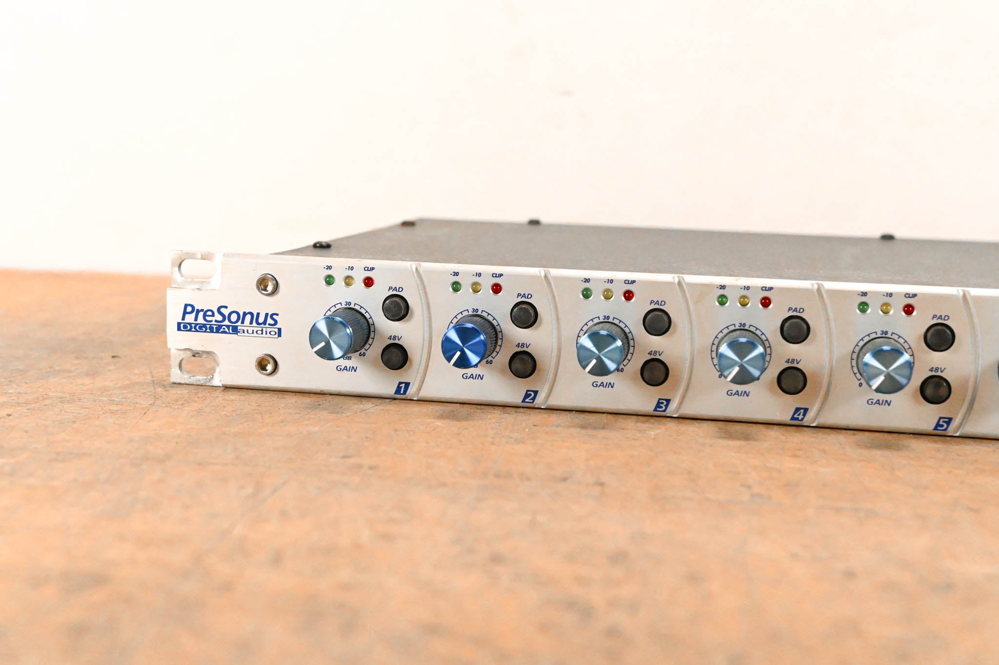 PreSonus DigiMax LT 8-Channel Microphone Preamp