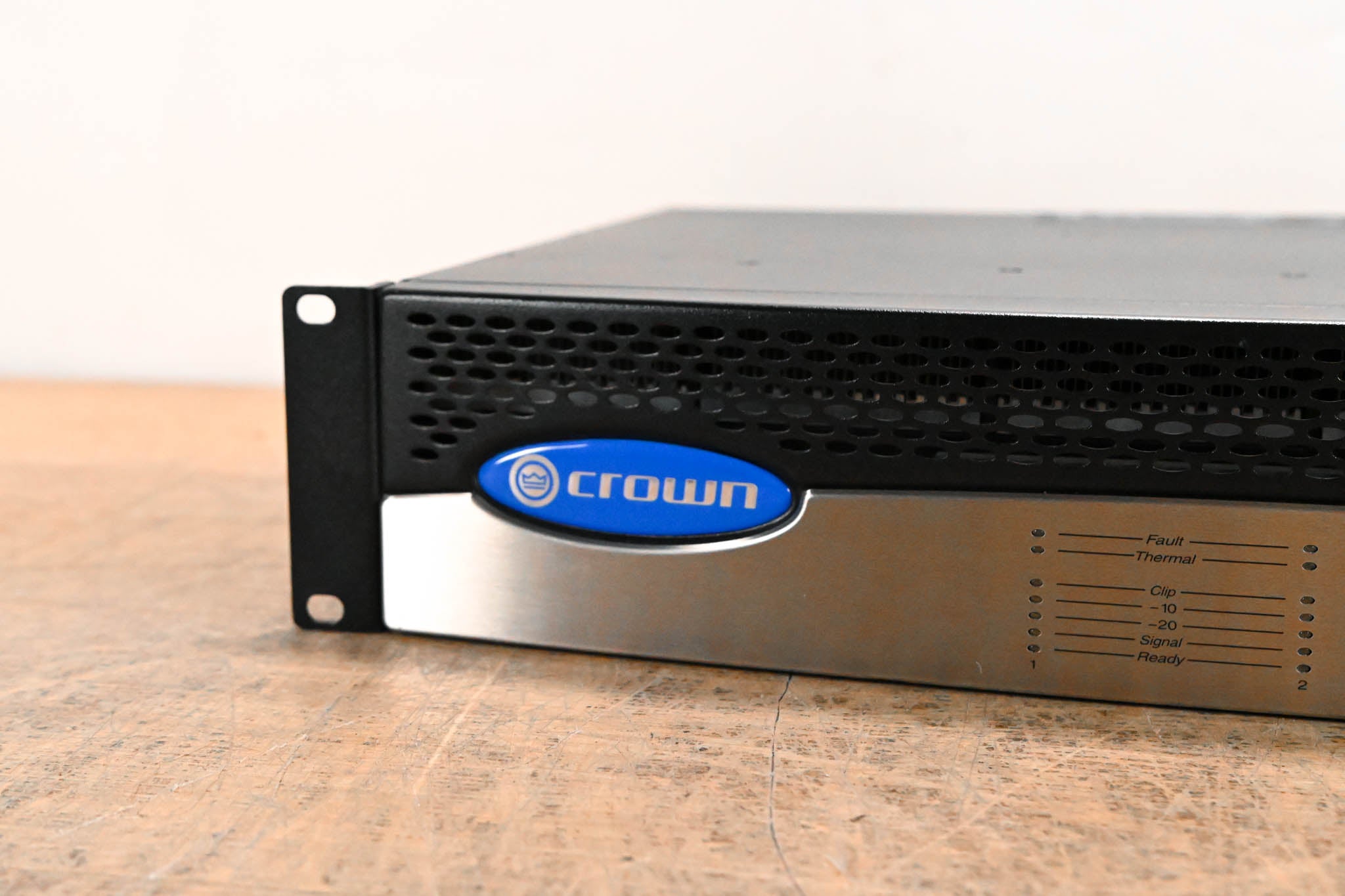 Crown CTs 3000 Two-Channel 1500W Power Amplifier