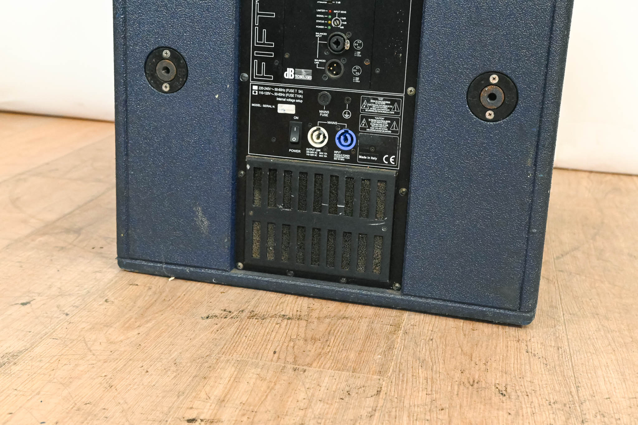 dB Technologies FL15 Fifty Line 15" Active Mid-Bass PA Speaker