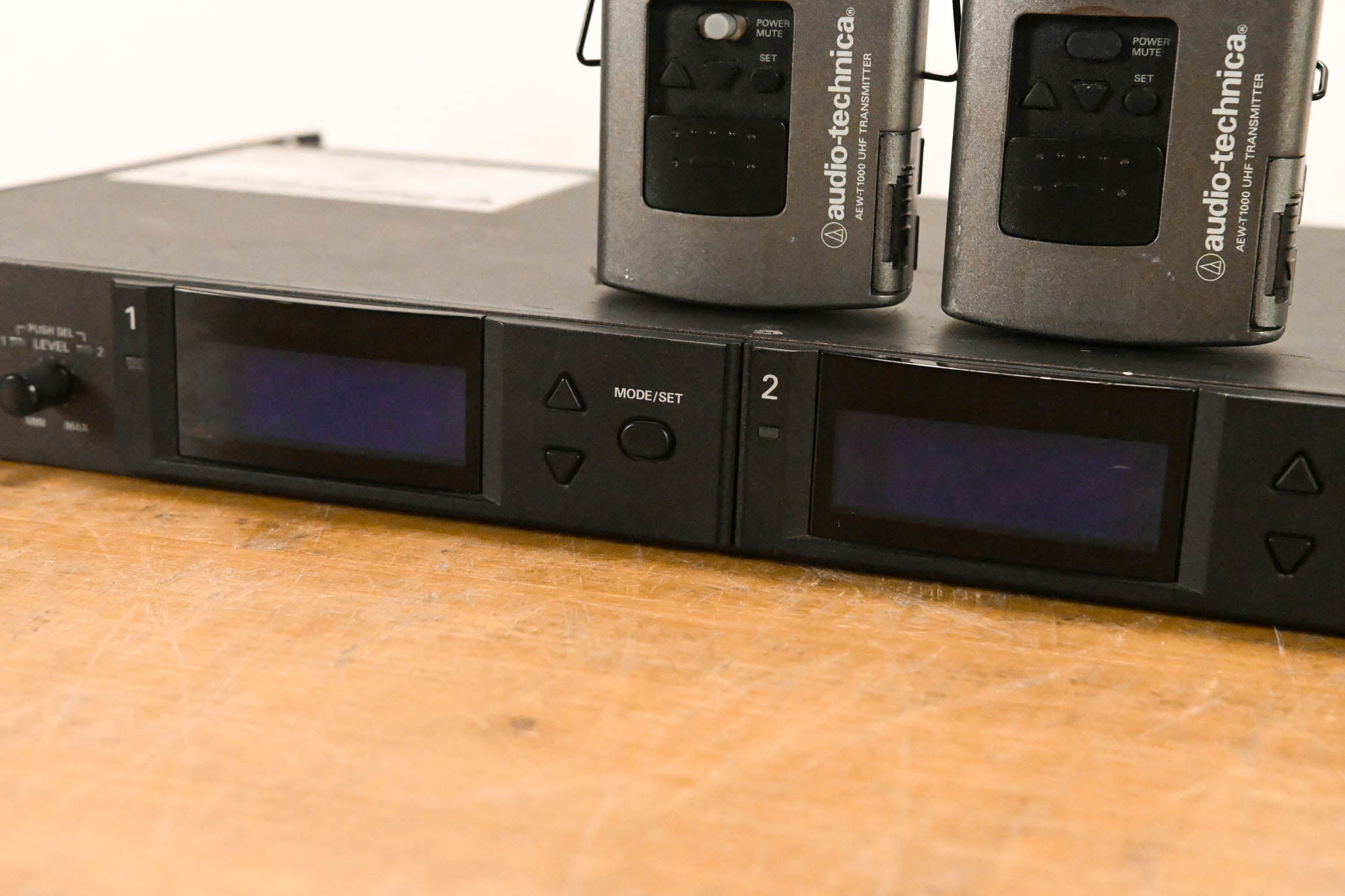 Audio-Technica AEW-R5200 Receiver w/ two AEW-T1000 Bodypacks: 541-566MHz