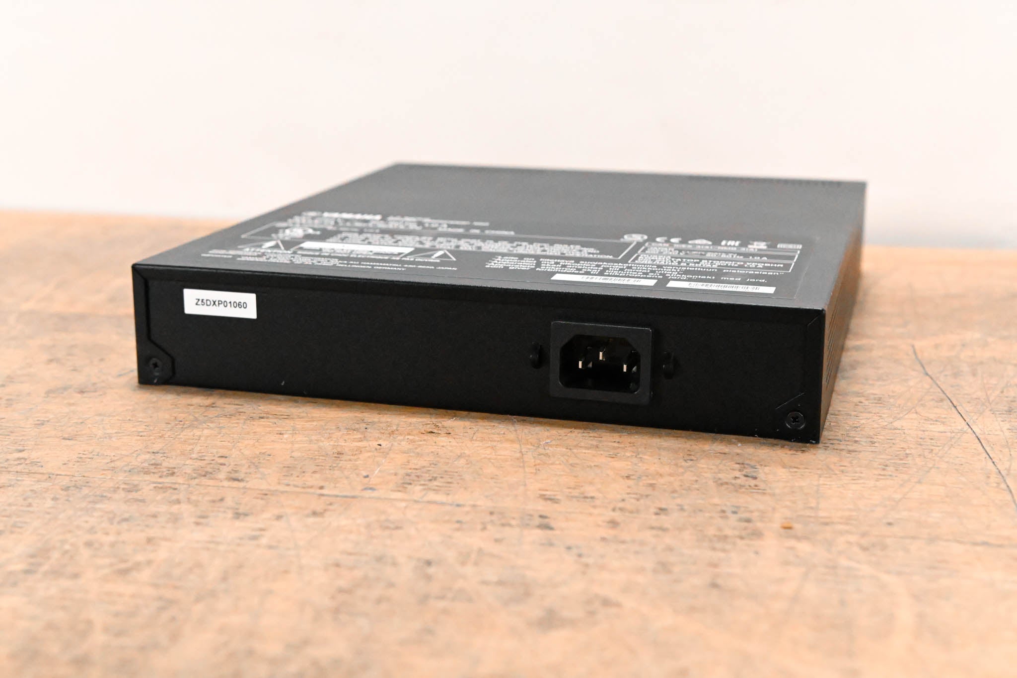 Yamaha SWR2100P-10G 10-port L2 Network Switch with PoE