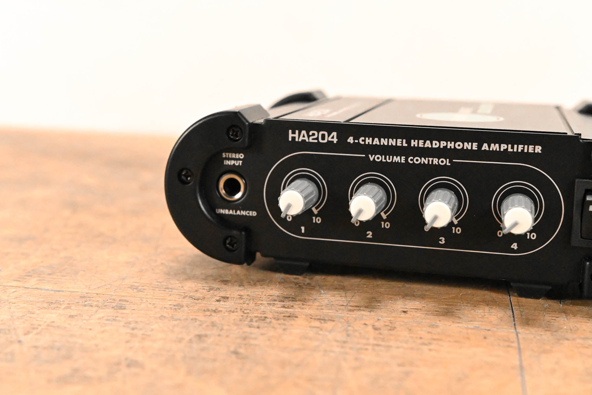Livewire HA204 4-Channel Headphone Amplifier (NO POWER SUPPLY)
