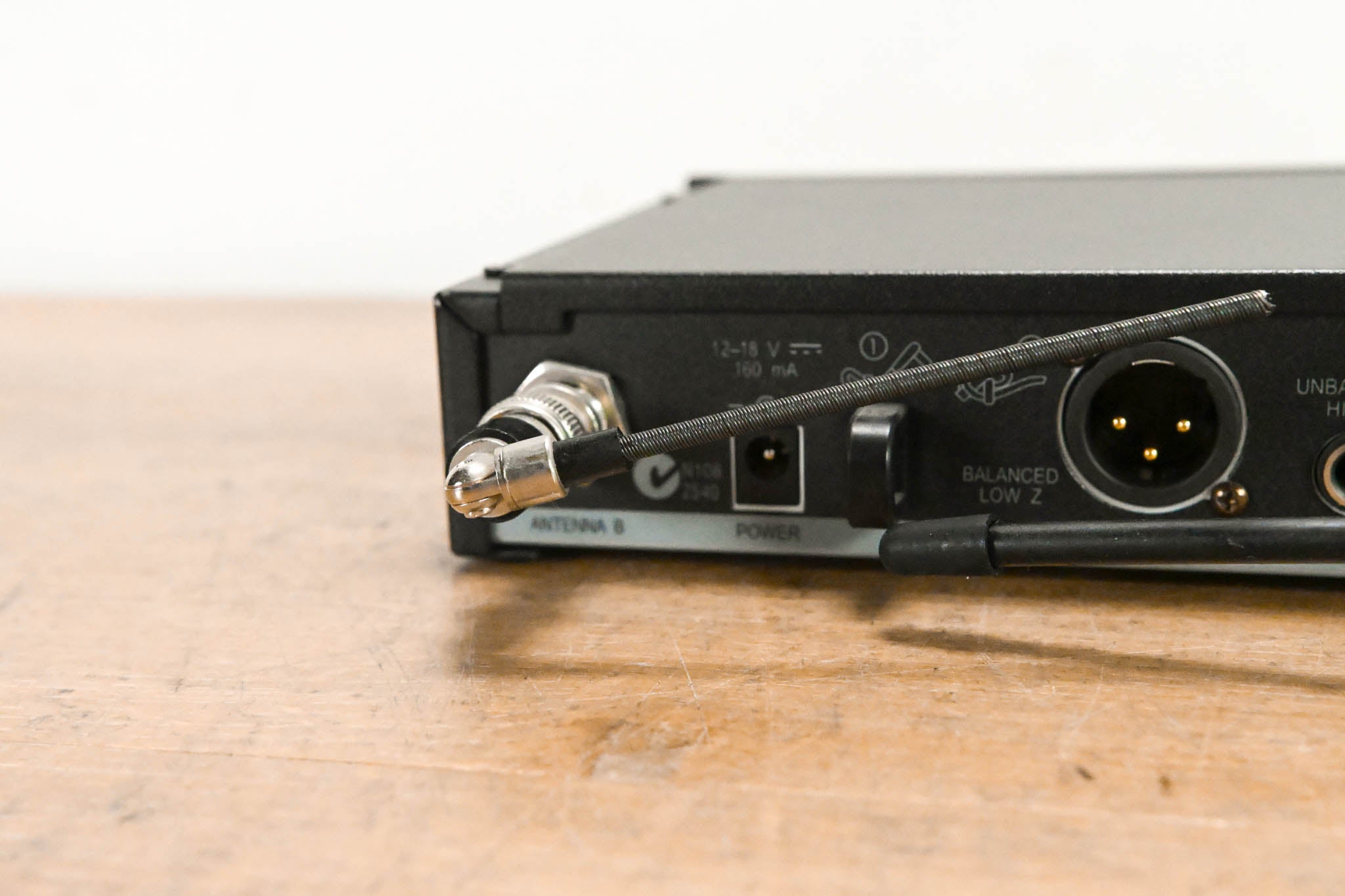 Shure SLX14-H5 Wireless Bodypack System - 518-542 MHz (NO POWER SUPPLY)