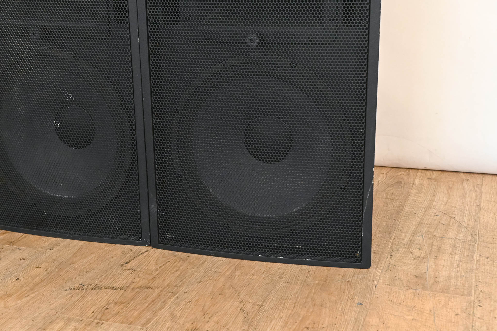 Electro-Voice (EV) EVF-1152S/66 15" 2-Way Passive Speakers (PAIR)