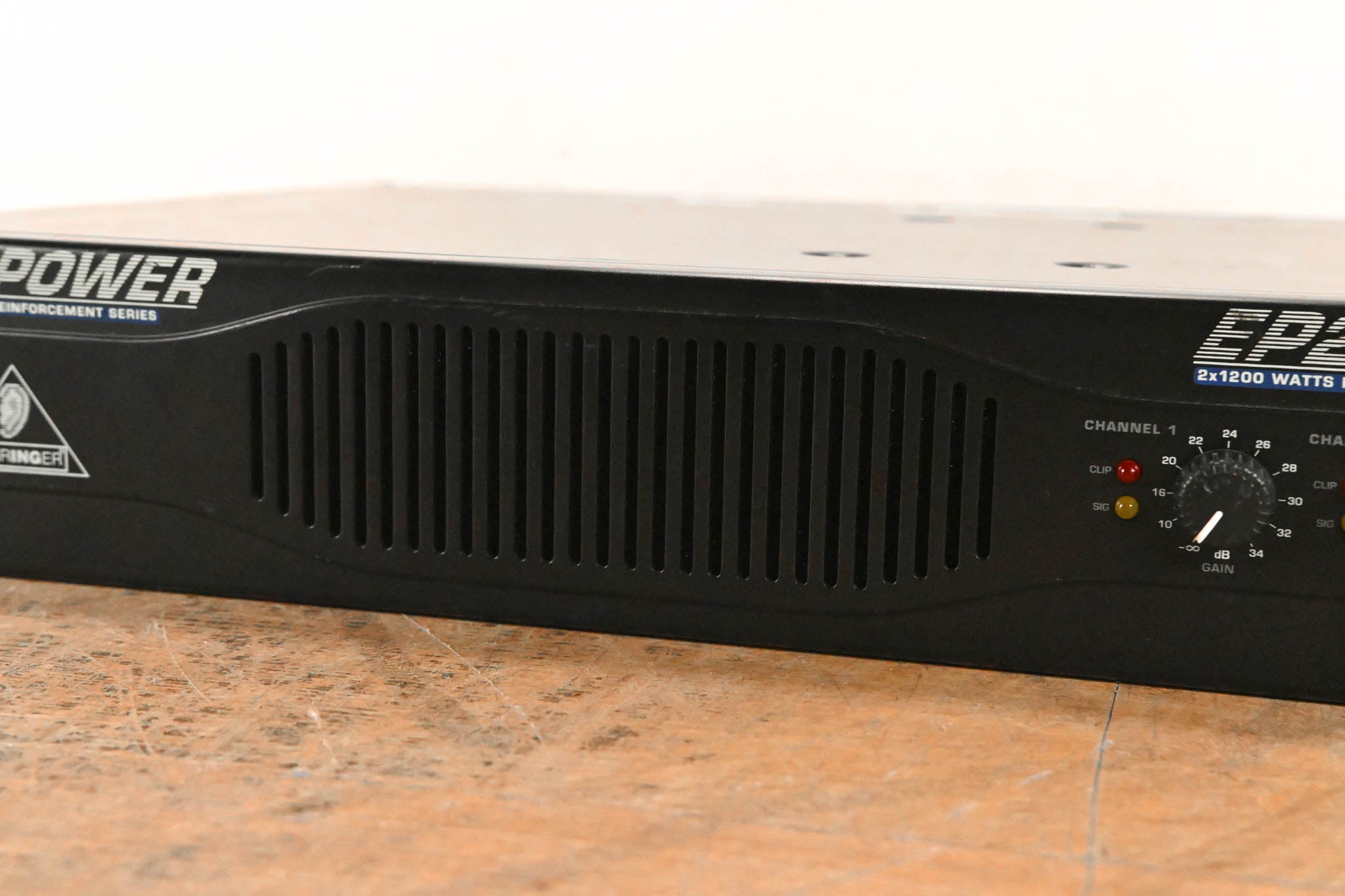 Behringer Europower EP2500 2-Channel Power Amplifier