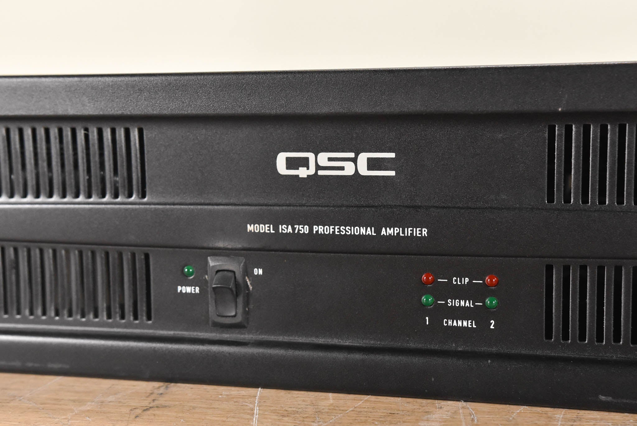 QSC ISA750 2-Channel Power Amplifier