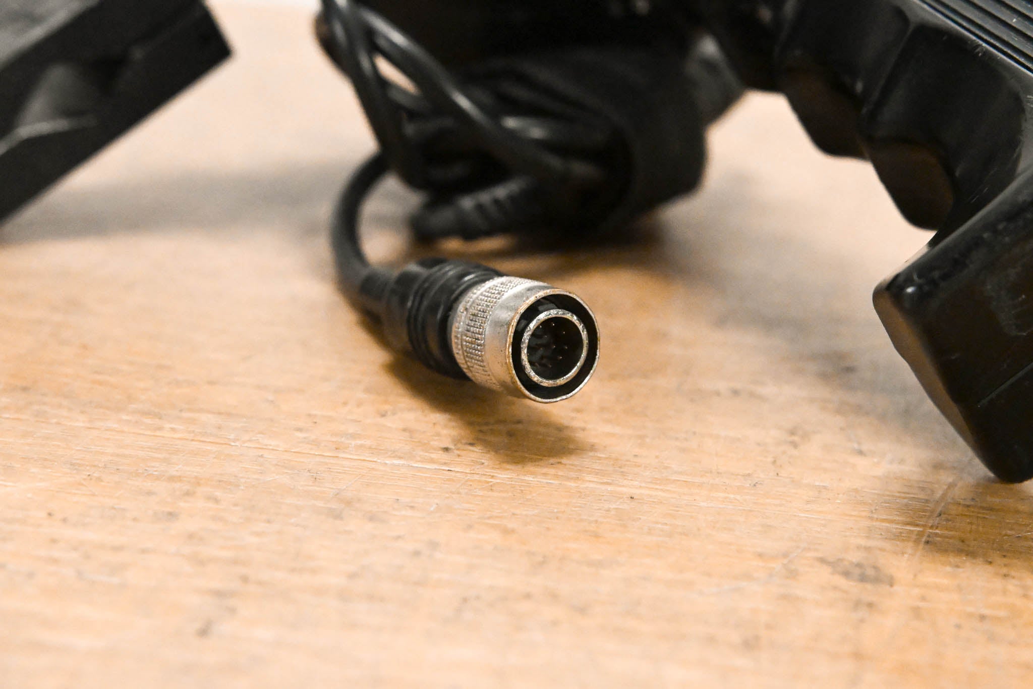 Fujinon SRD-51B Zoom Controller with MCA-1A Mounting Clamp