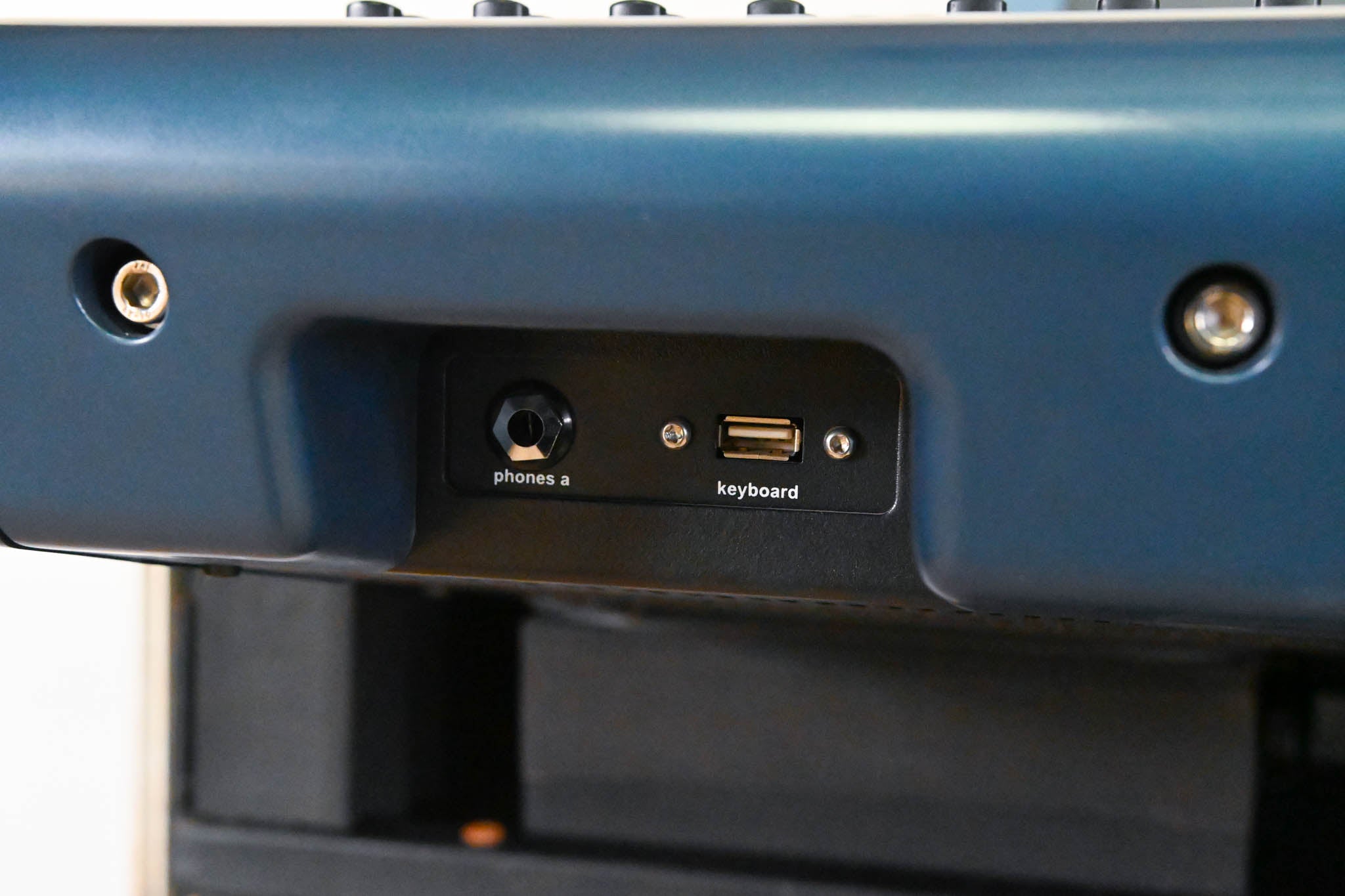 Midas PRO9 Live Audio Mixing System with DL371 Engine and Road Case