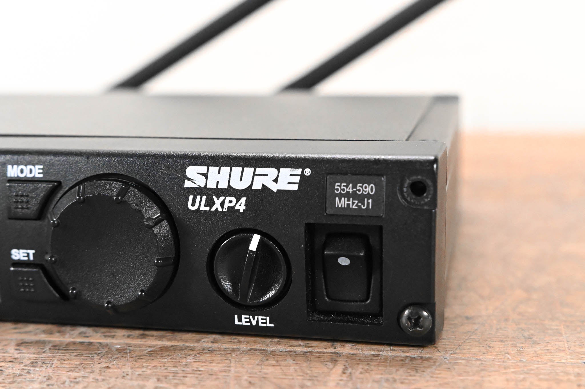 Shure ULXP24/BETA58 Handheld Wireless System - J1 Band: 554-590 MHz