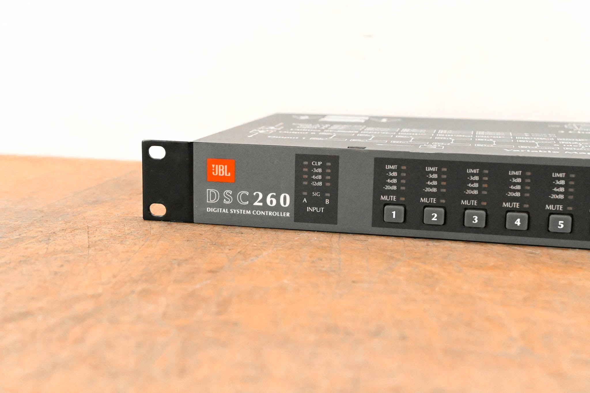 JBL DSC260 Digital System Controller