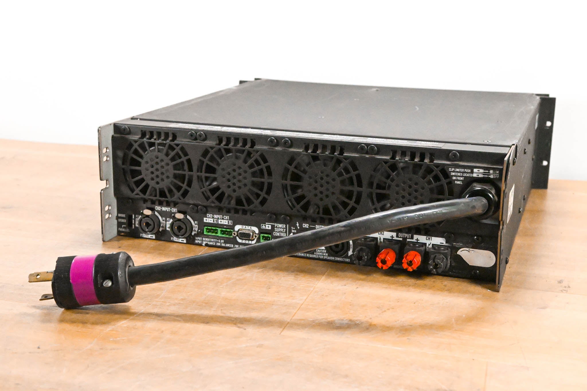 QSC PowerLight 9.0 PFC Power Factor Corrected 2-Channel Power Amplifier