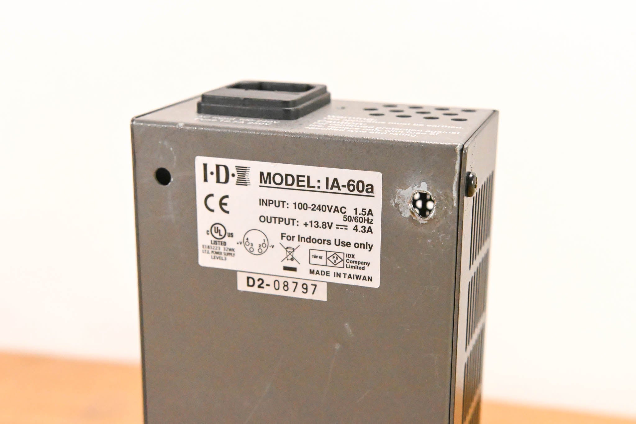 IDX System Technology IA-60a Single-Channel DC Power Supply