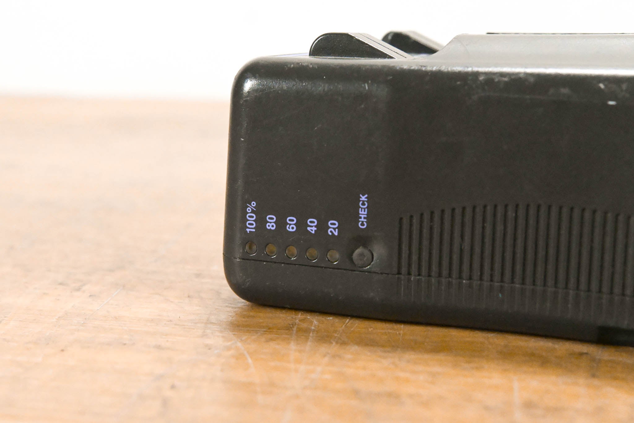 IDX System Technology E-10 Endura Lithium-Ion Stackable V-Mount Battery