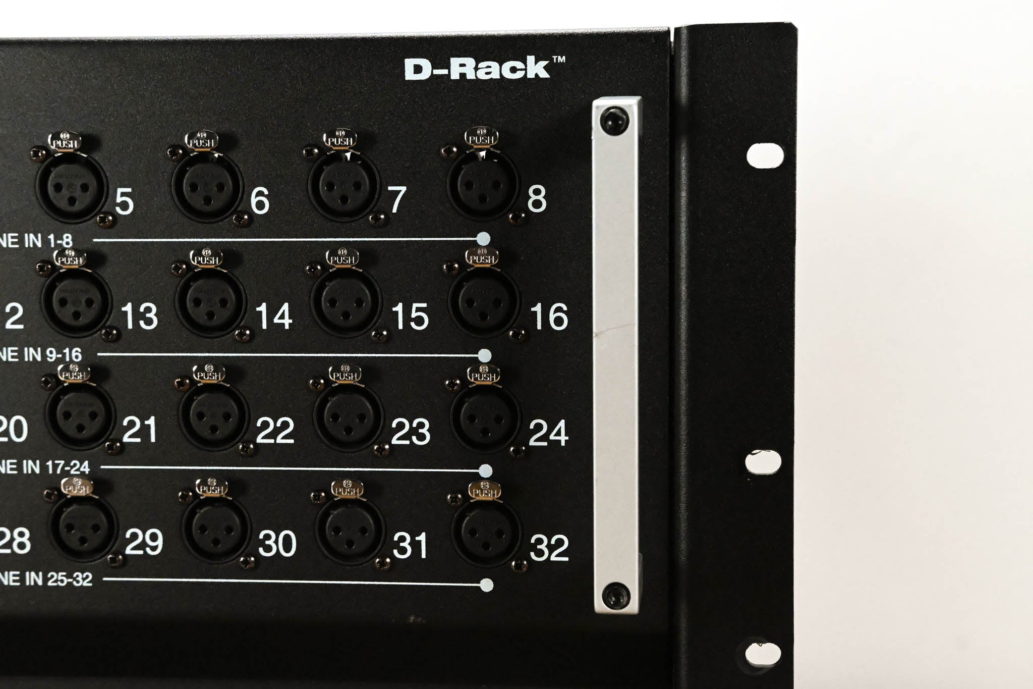 DiGiCo D-Rack 32 x 8 Cat 6 Analog I/O Stage Box