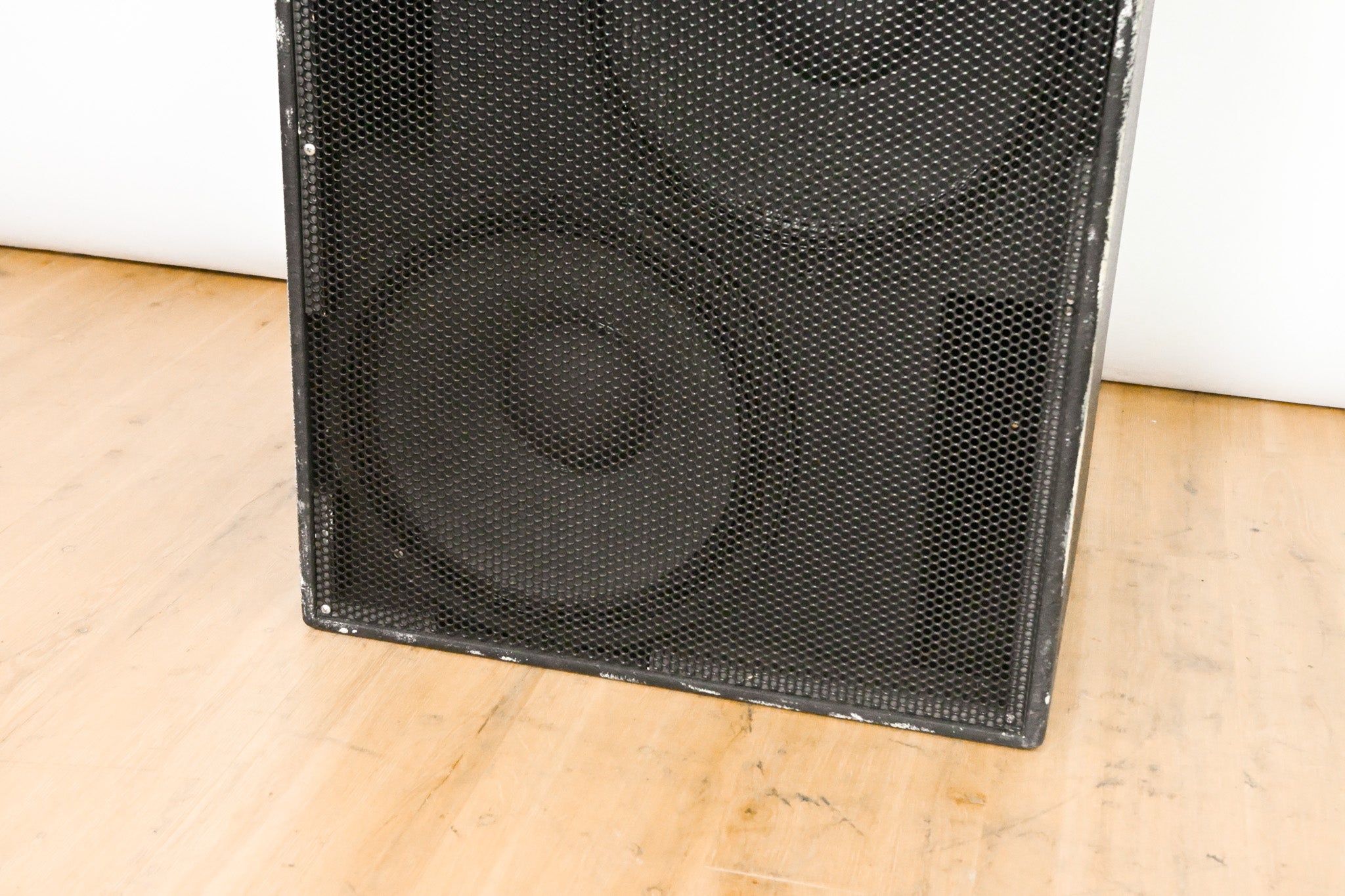 EAW SB250zP High Output Dual 15-inch Passive Subwoofer