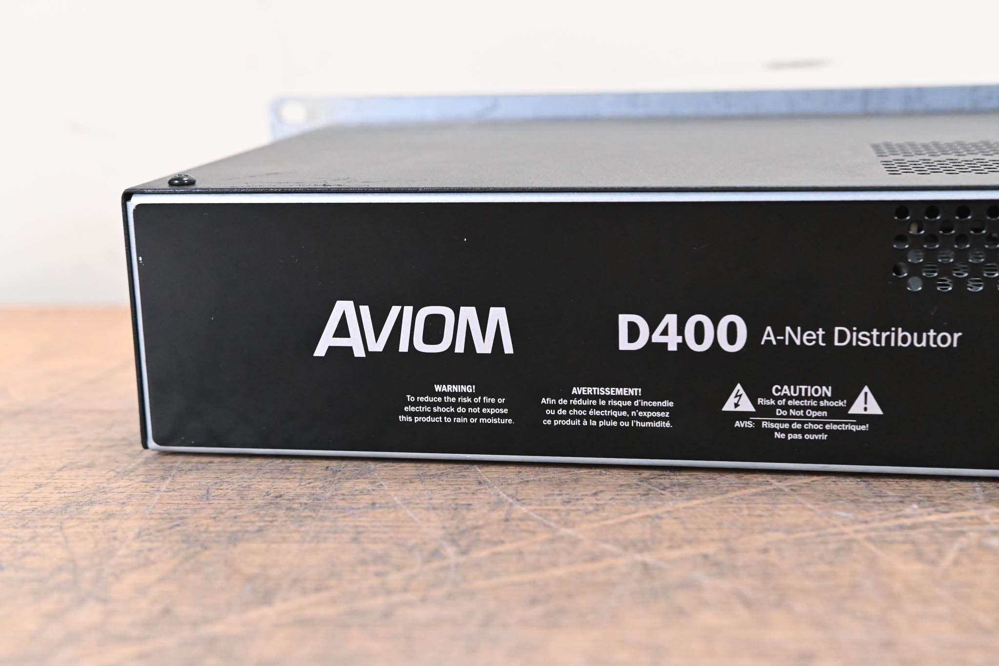 Aviom D400-Dante A-Net Distributor with Dante Connectivity